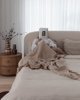 Ovalo Bed - Ecru