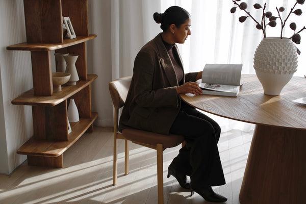A New Mood for Winter: Warming Up With Natural Textures and Timeless Design