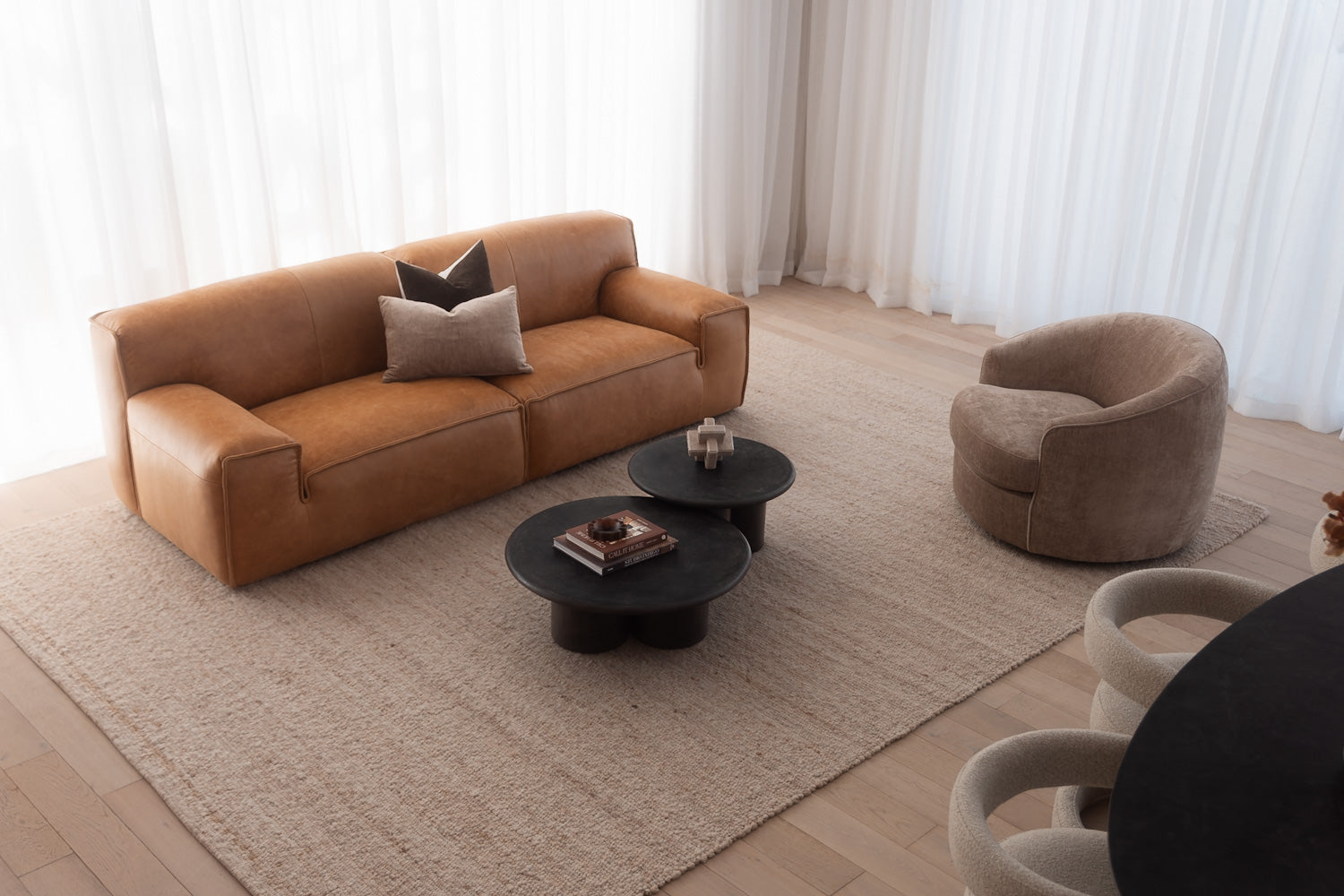 6 Leather Sofa Designs Everyone Will Love in 2026 – The Furniture Gallery