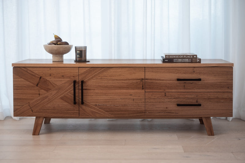 Bondi Entertainment Unit