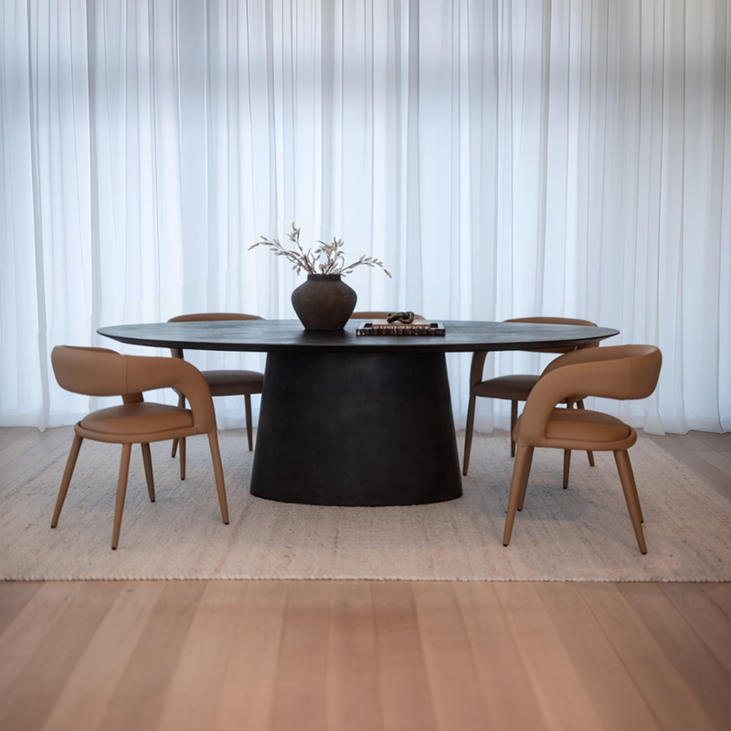 Juni 2400 Dining Table - Black