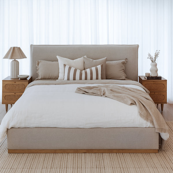 Aria Bed with Gas Lift Storage