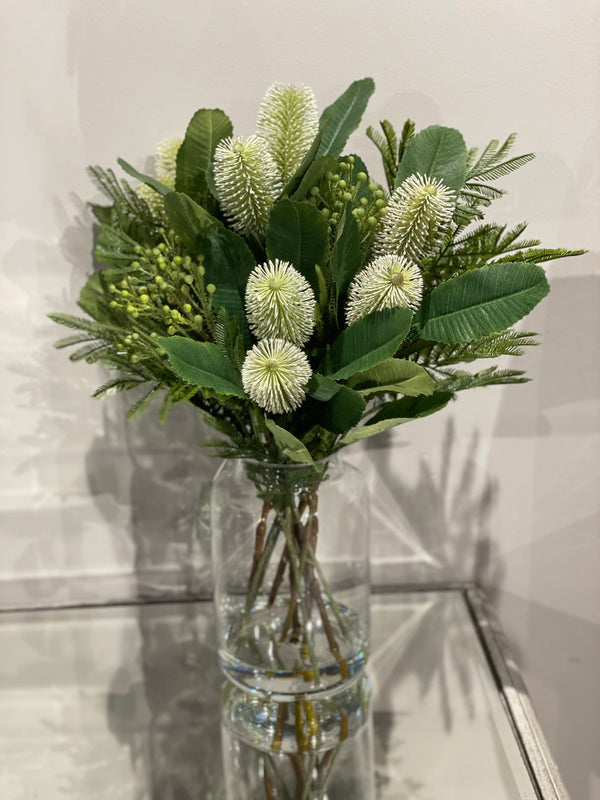 Banksia Berzelia Mix tillie Vase - White