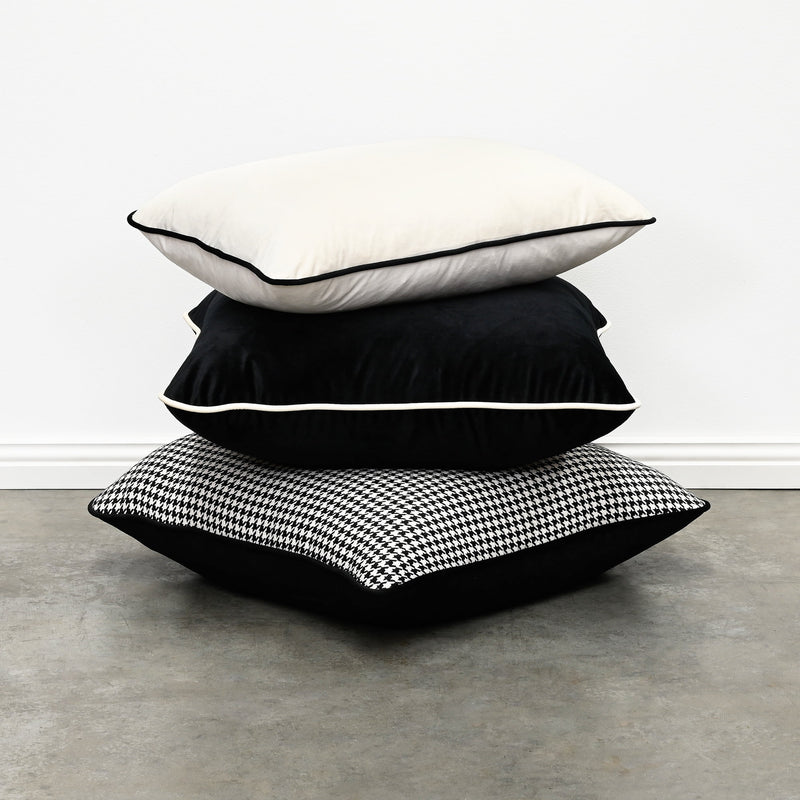 Coco Piped Cushion - Houndstooth