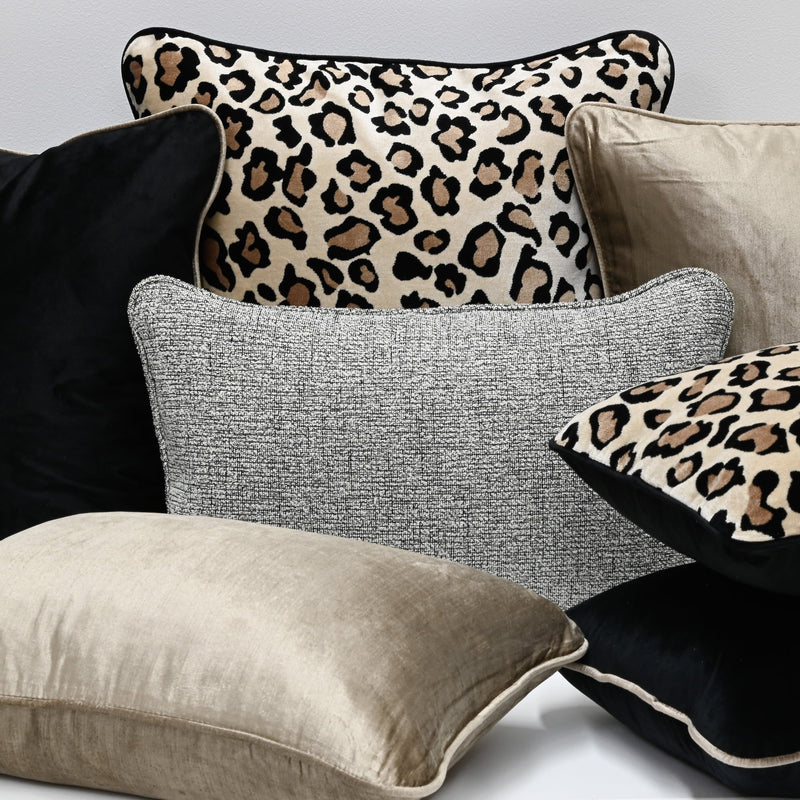 Coco Piped Velvet Cushion - Vintage Gold