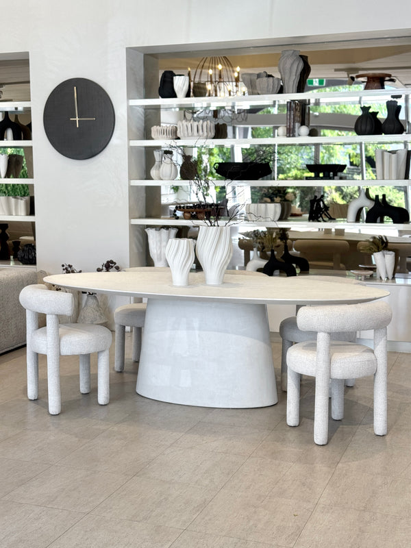 Juni 2400 Dining Table - White