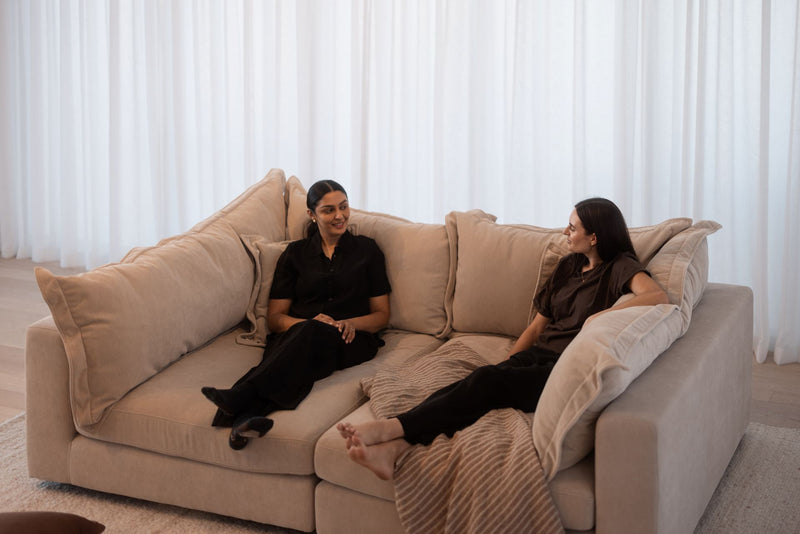 Reeves Day Bed Lounge - Exclusive Cobblestone