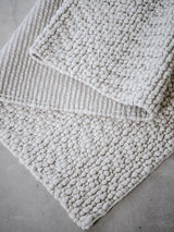 Remarkable Rug - Pure White