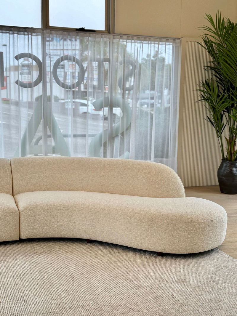 Alaska RHS Chaise Lounge - Milano Optical