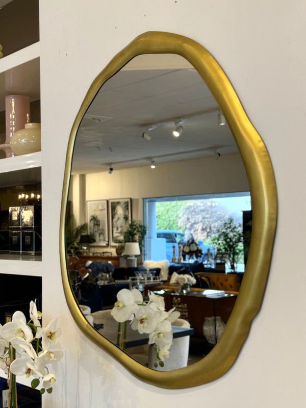 Oura Mirror