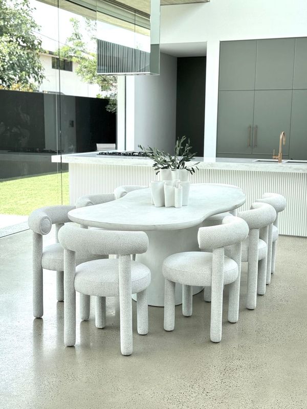 Iliad 2400 Dining Table - White