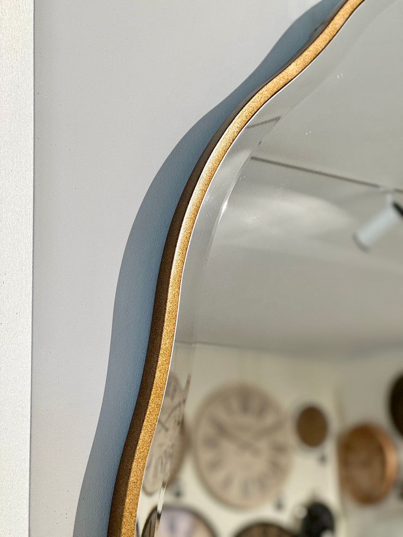 Camille Scallop Mirror - Gold