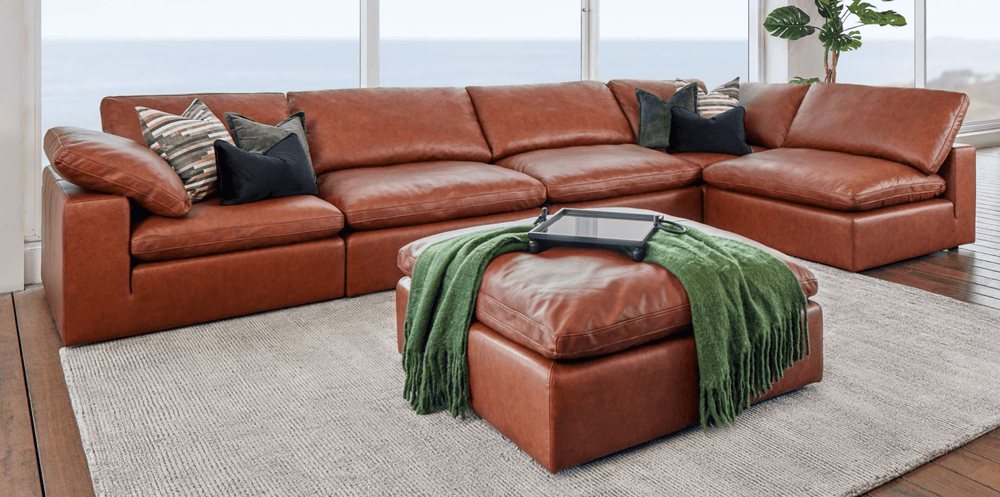 Cloud Lounge Sofa in Cagnac leather Colour