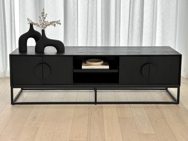 Edina 4 Door 2 Niche Entertainment Unit