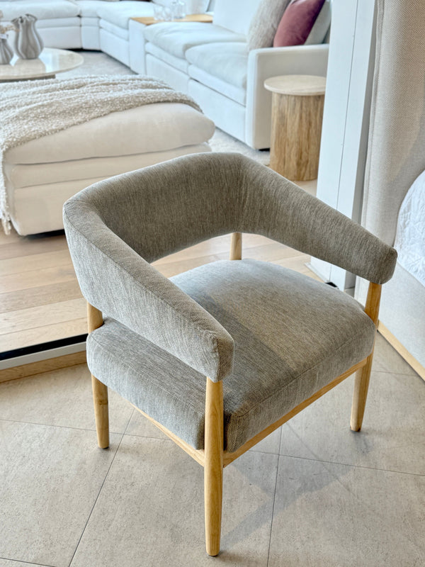 Hyatt Armchair